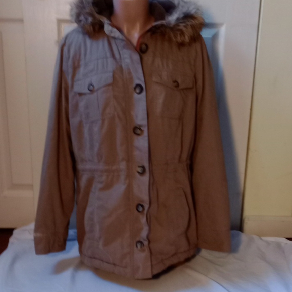 Old Navy Women's Tan Utility Jacket with Faux Fur Hood, Large